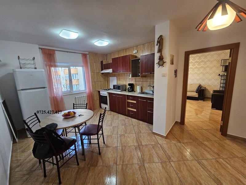 Progresului 51, de inchiriat ap. 3 cam, decomandat,